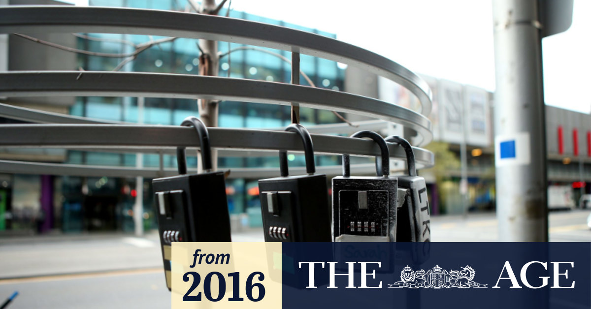 Mysterious padlocks hanging in Melbourne's CBD a telltale sign of short